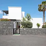 Hibiscus Vila