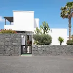 Hibiscus Vila